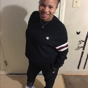 Meet your Posher, Ebony